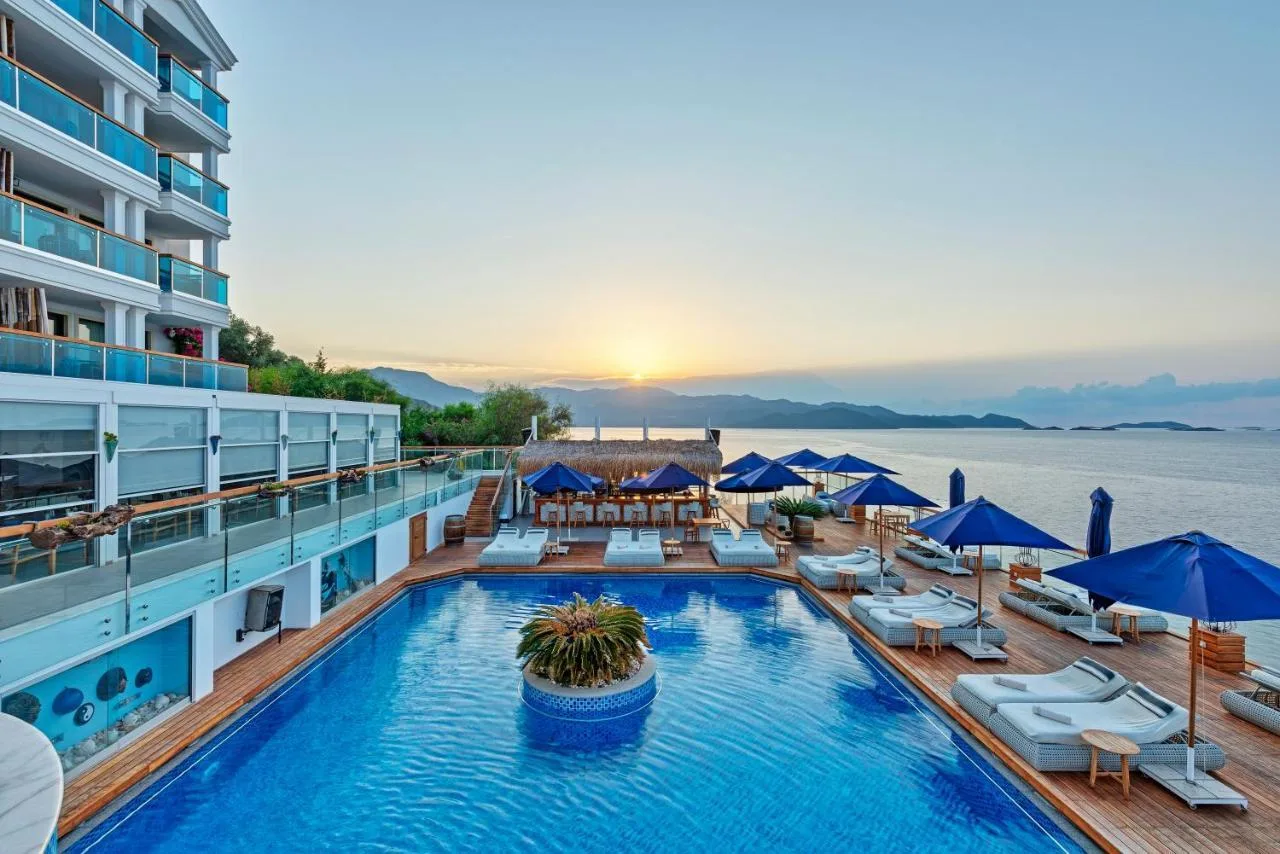 Meis Exclusive Hotel 5