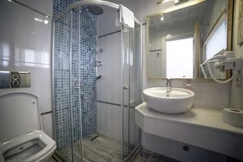 Nur Hotel 3